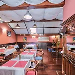 Hotel Entrecercas