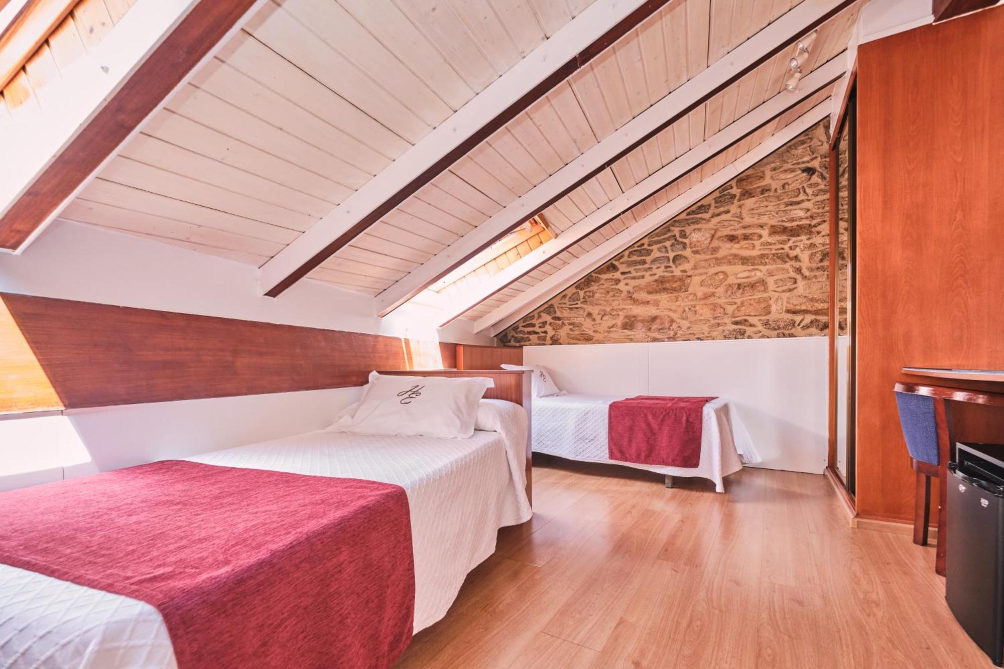 Hotel Entrecercas Santiago de Compostela